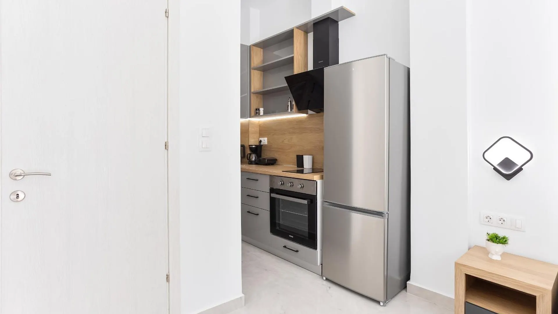 New Luxury Apartment In Downtown Thessalonique